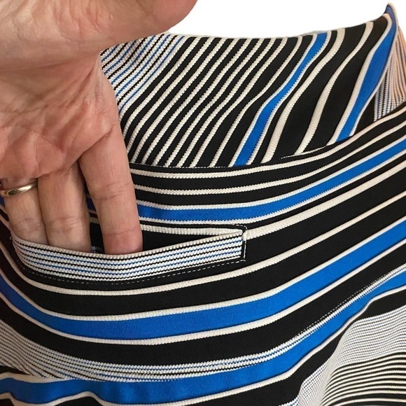 Tail Blue Black Striped Golf Skort Size L - Picture 4 of 6